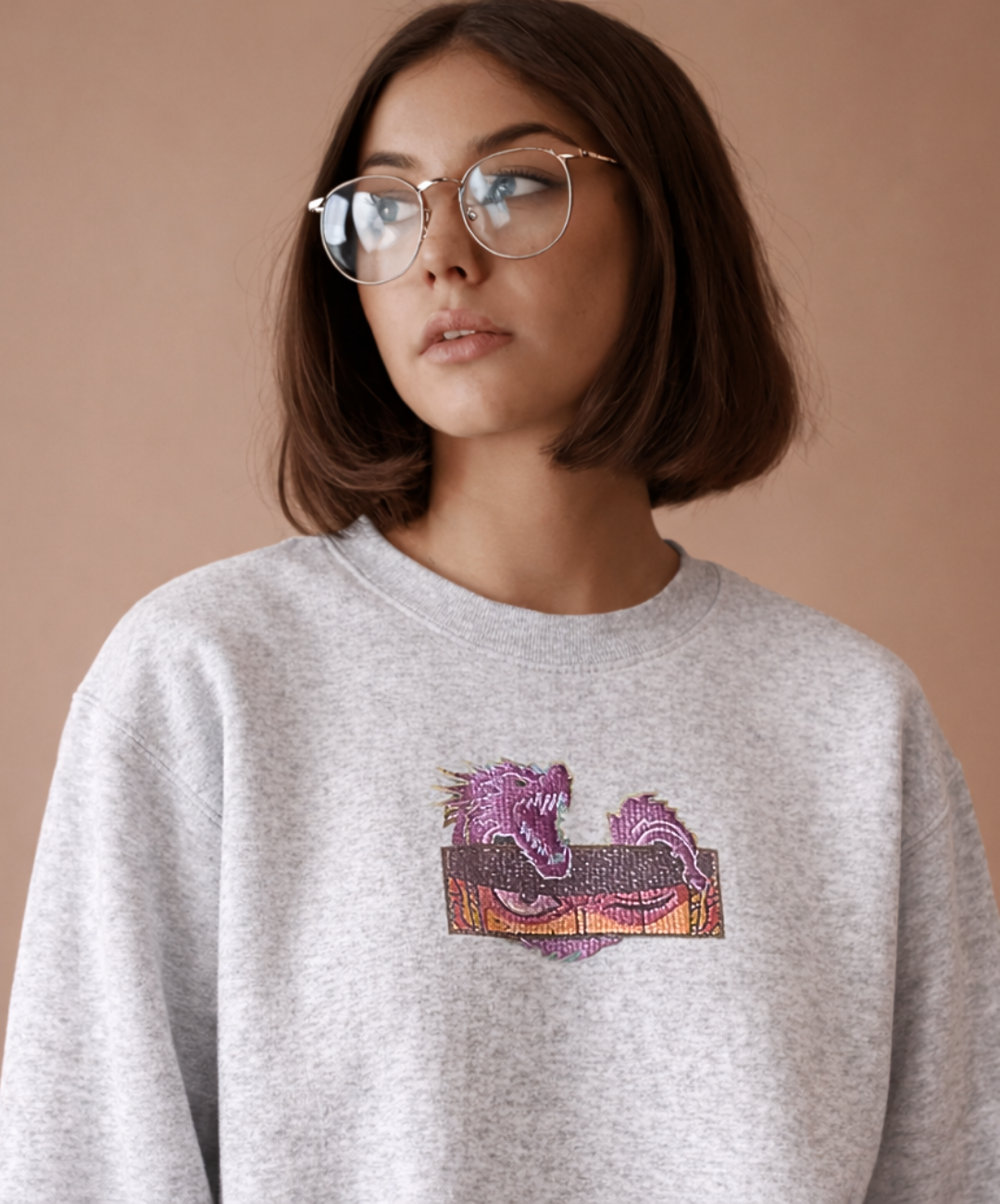 Felpa premium con ricamo "Zoro e drago"