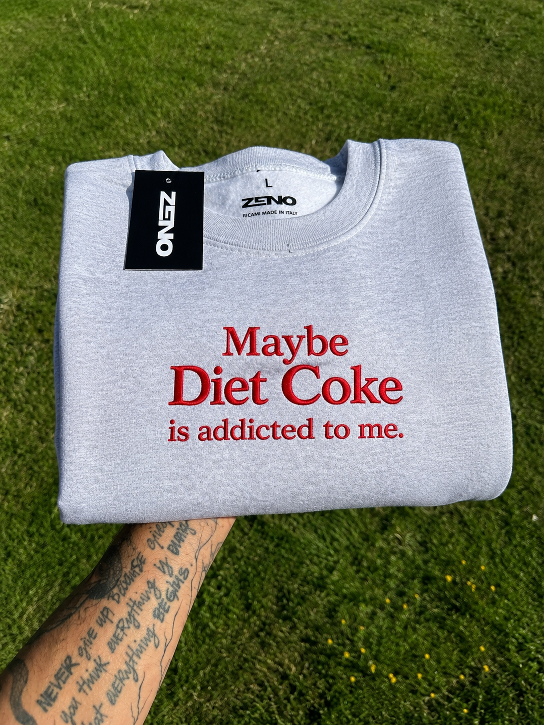 Felpa premium con ricamo "diet coke"