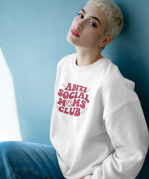 Felpa premium con ricamo "Antisocial"