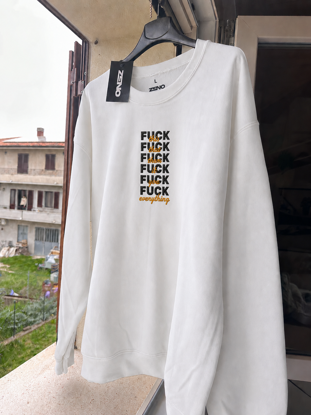 Felpa Premium con ricamo "Fuck"