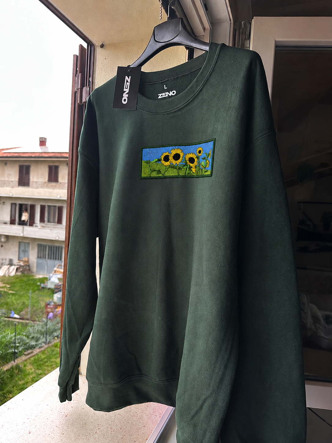 Felpa premium con ricamo "girsasoli"
