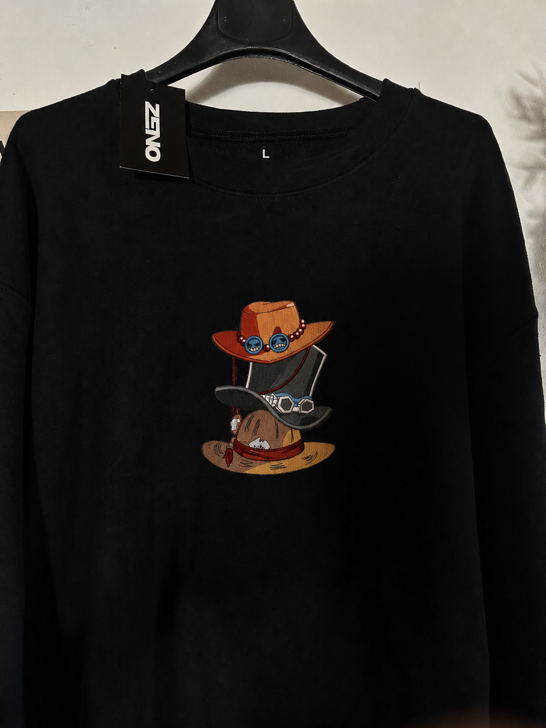 Felpa premium con ricamo "Cappelli One Piece"