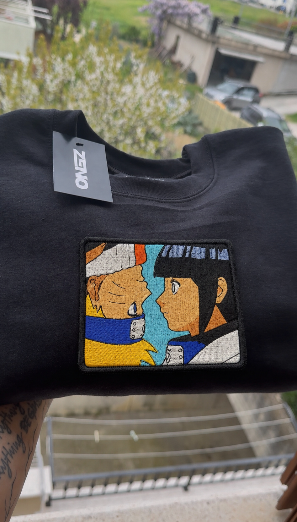 Felpa premium con ricamo "Hinata & Naruto"