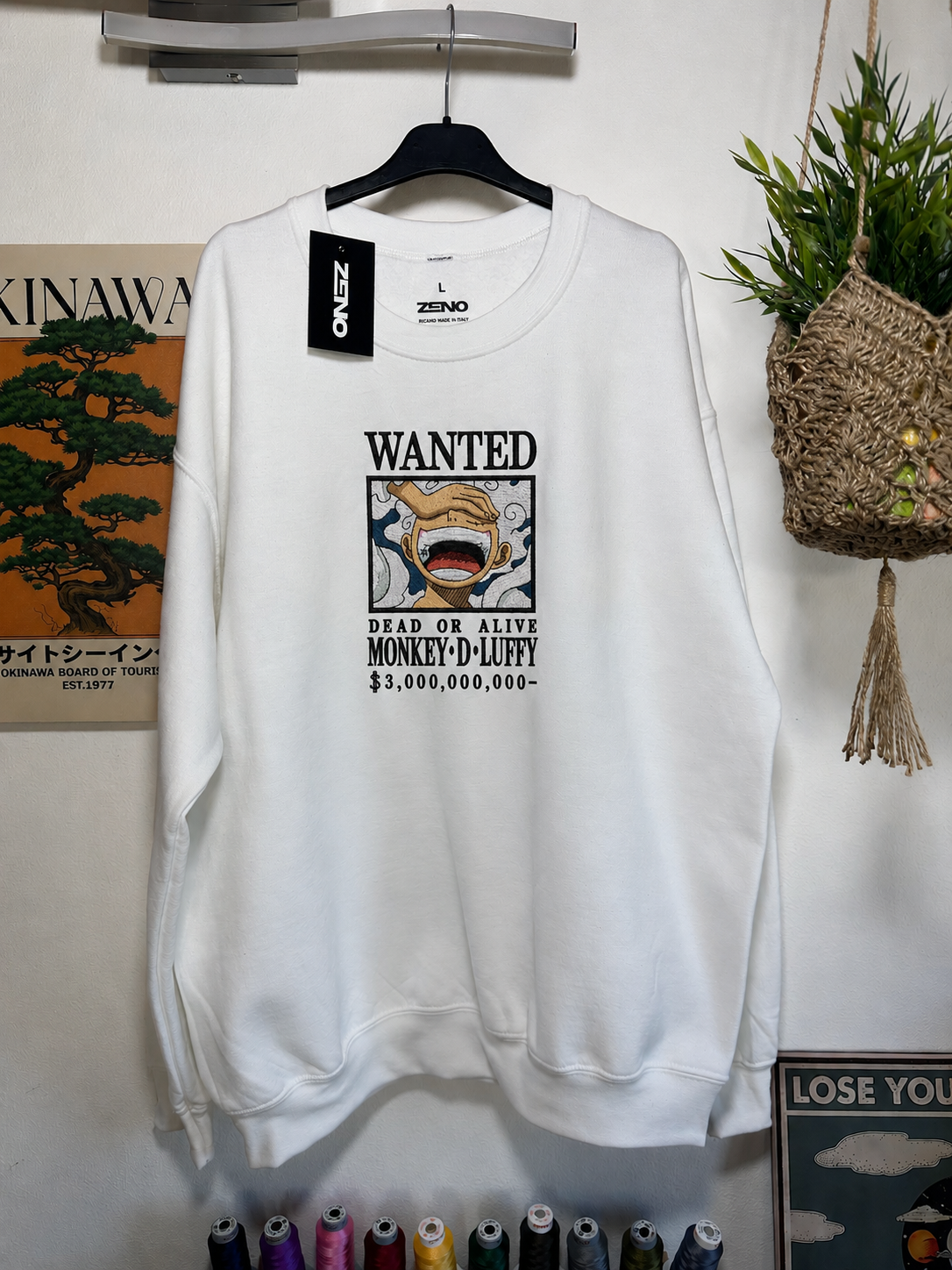 Felpa premium con ricamo "luffy wanted"