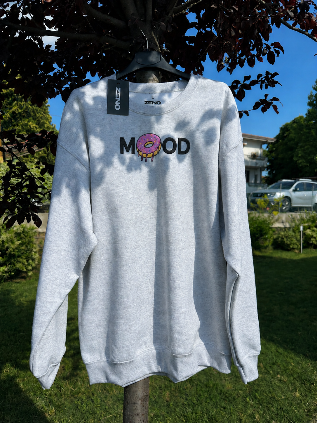 Felpa premium con ricamo "Mood"