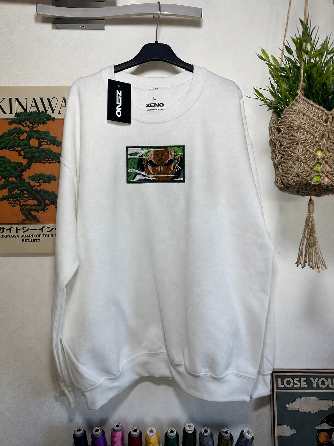 Felpa premium con ricamo "Zoro"