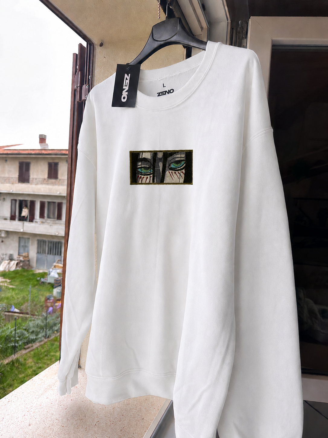 Felpa premium con ricamo "Eren"