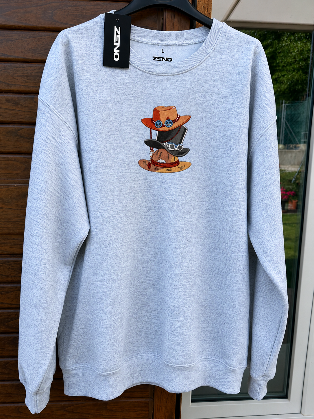 Felpa premium con ricamo "Cappelli One Piece"