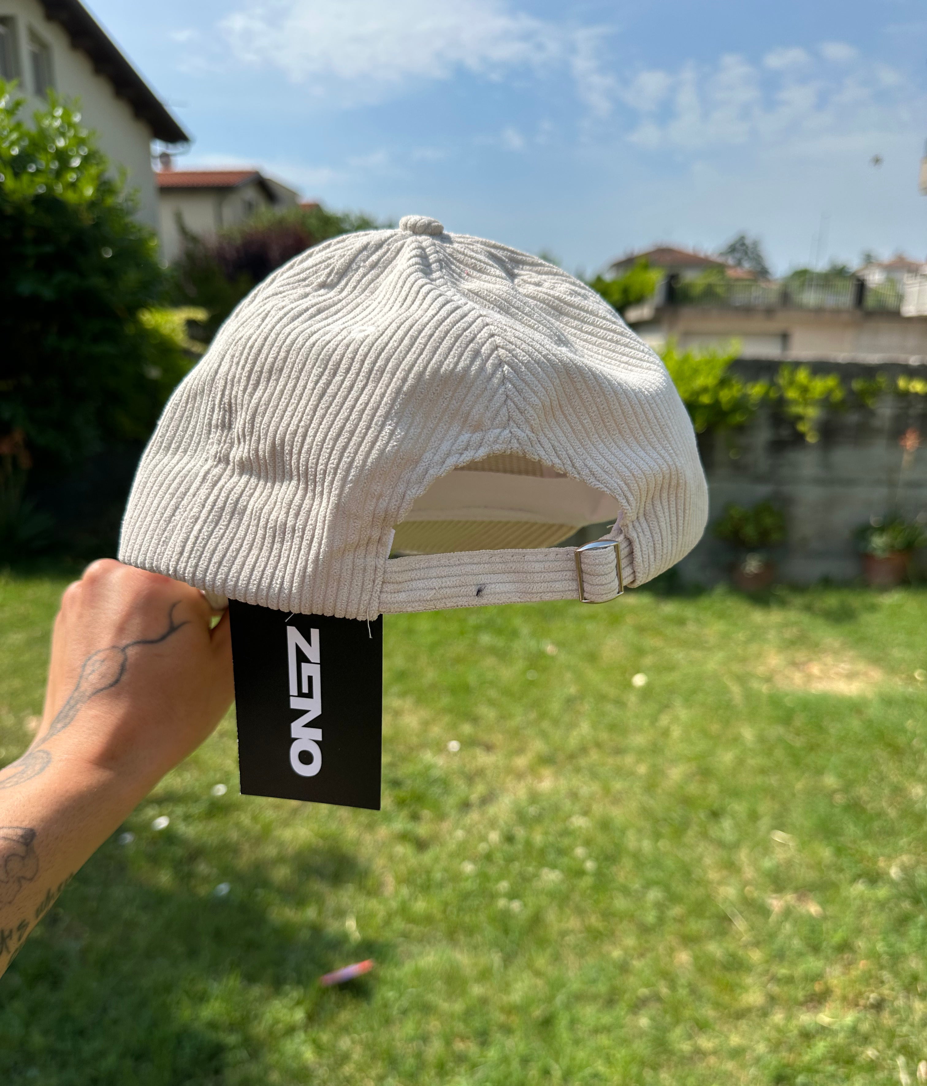 Cappello Minimal - a Coste con ricamo "Papera"