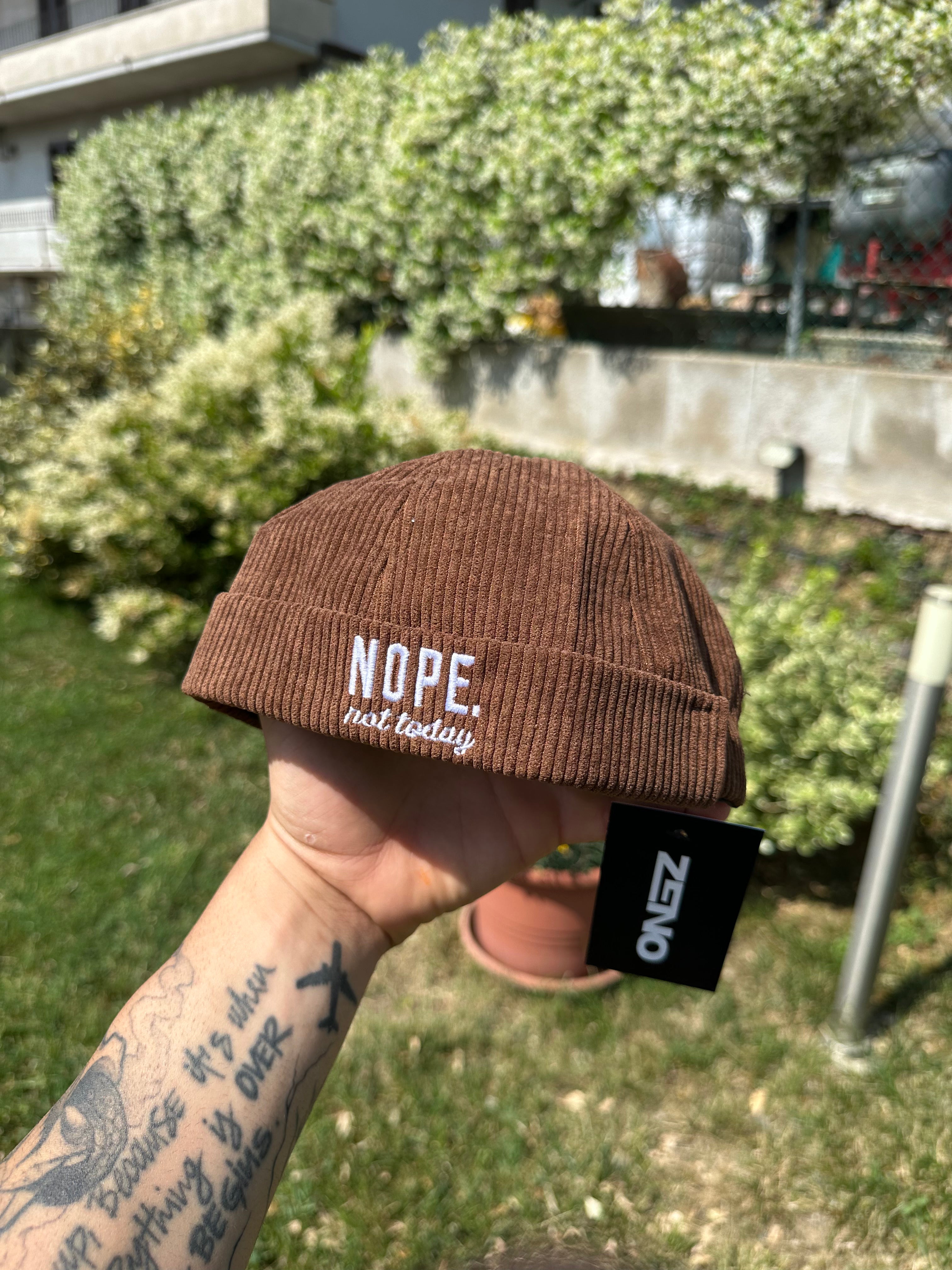 Cappello a coste Ricamato " NOPE, not today"