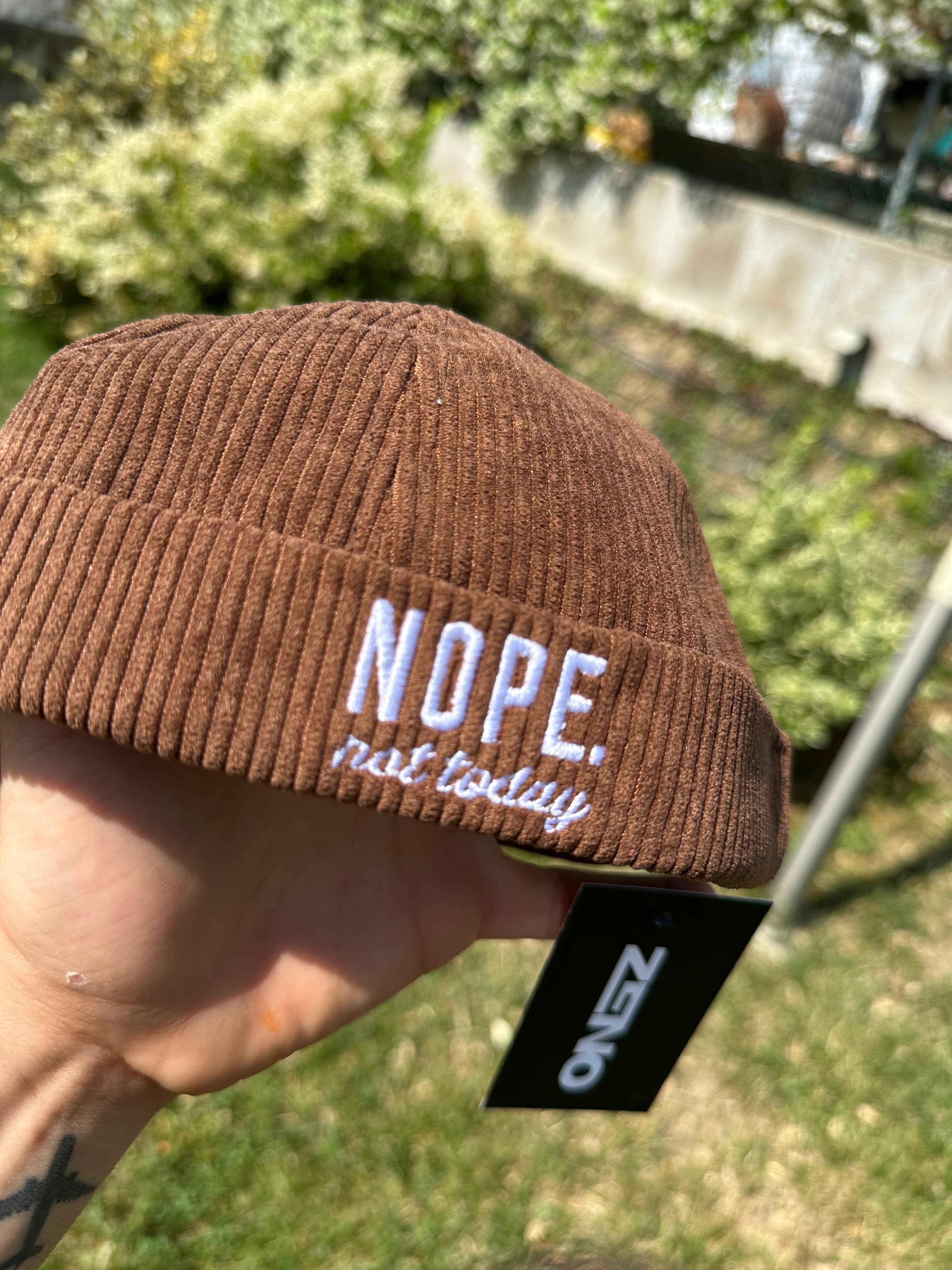 Cappello a coste Ricamato " NOPE, not today"