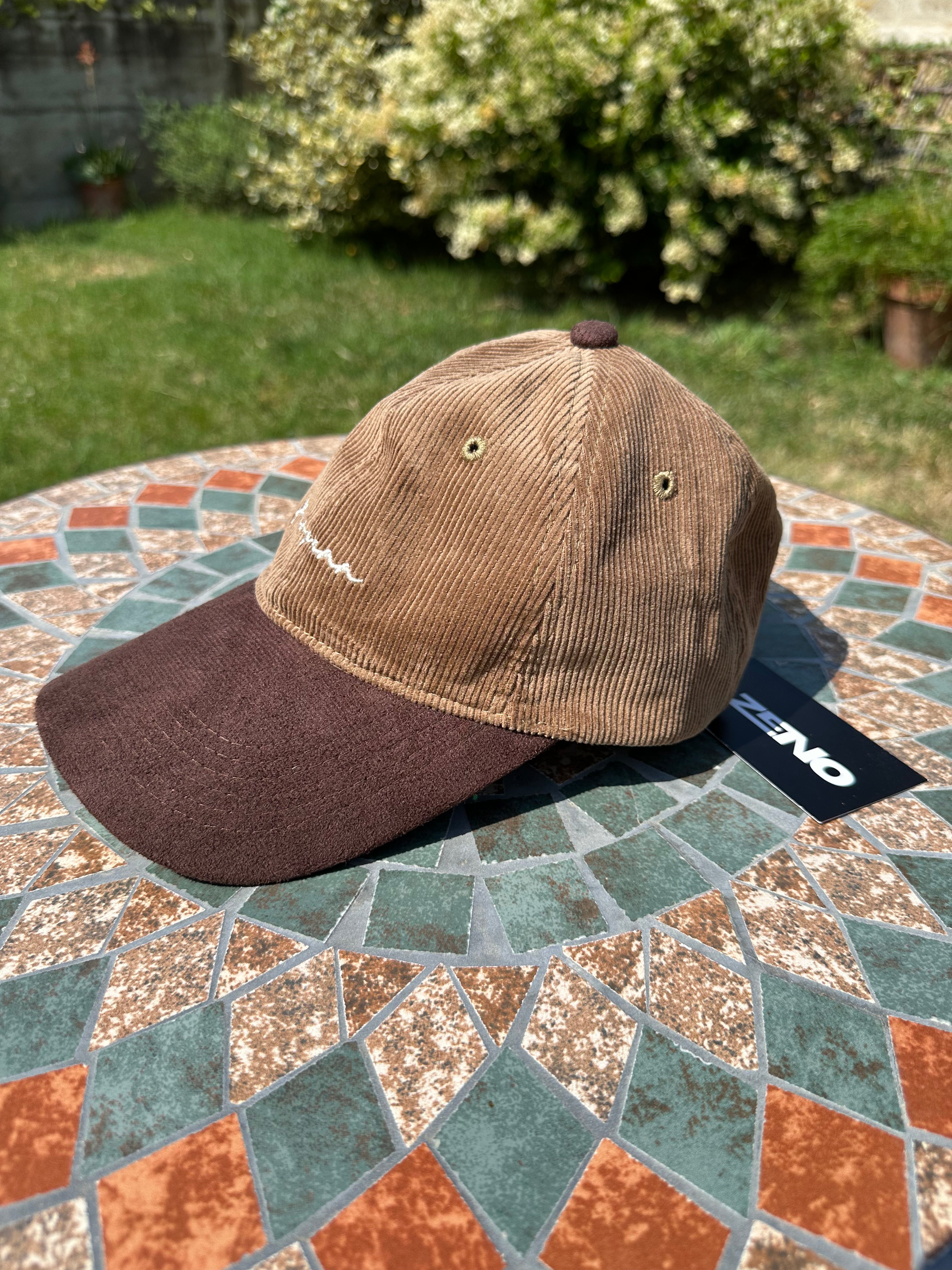 Cappello Vintage a Coste con ricamo