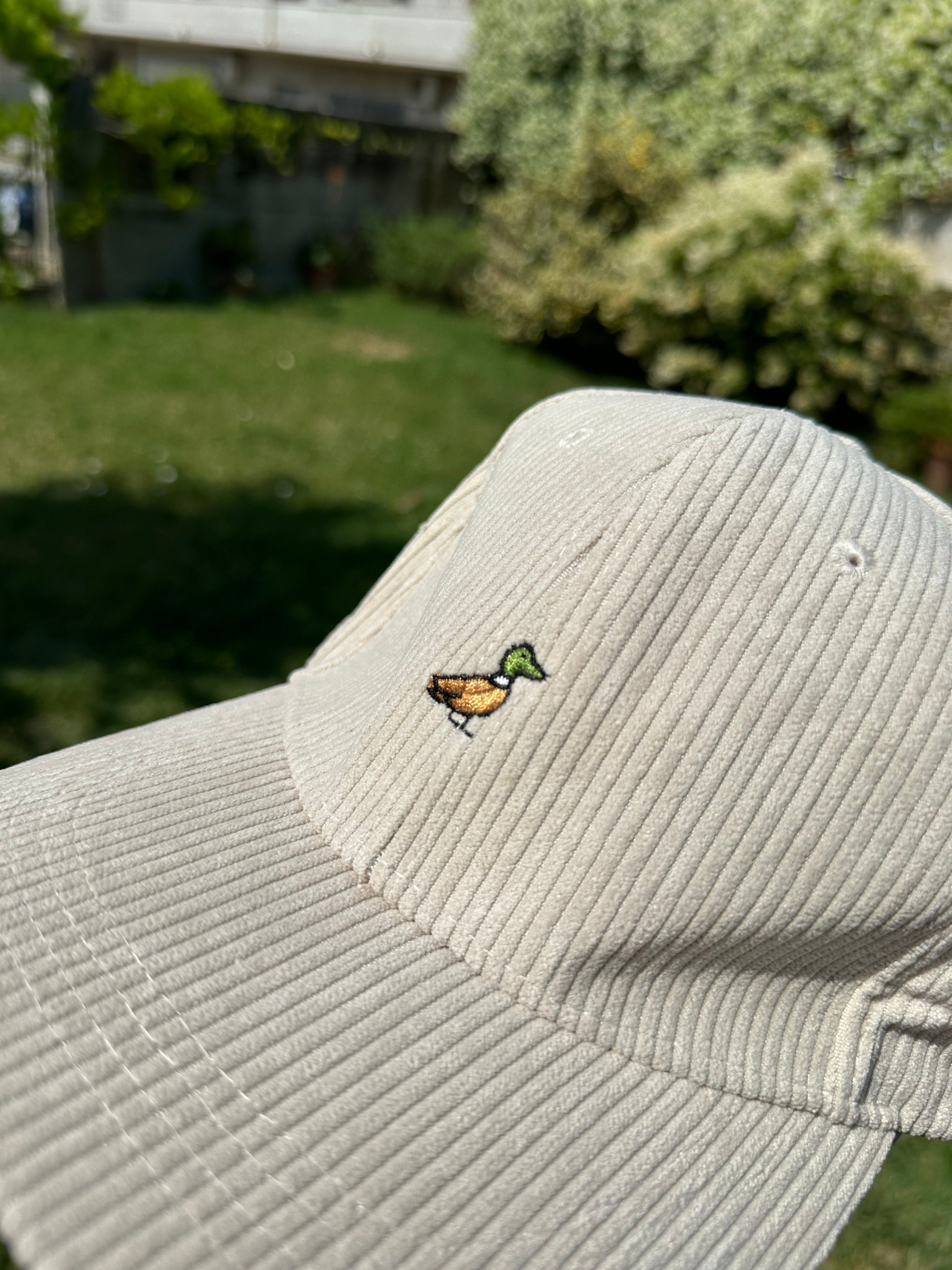 Cappello Minimal - a Coste con ricamo "Papera"