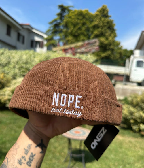 Cappello a coste Ricamato " NOPE, not today"