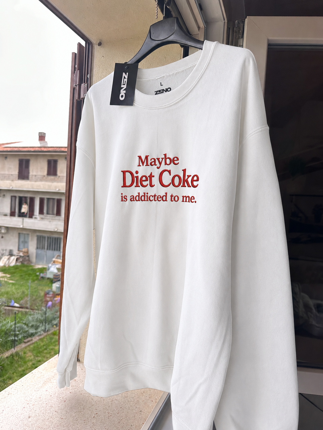 Felpa premium con ricamo "diet coke"